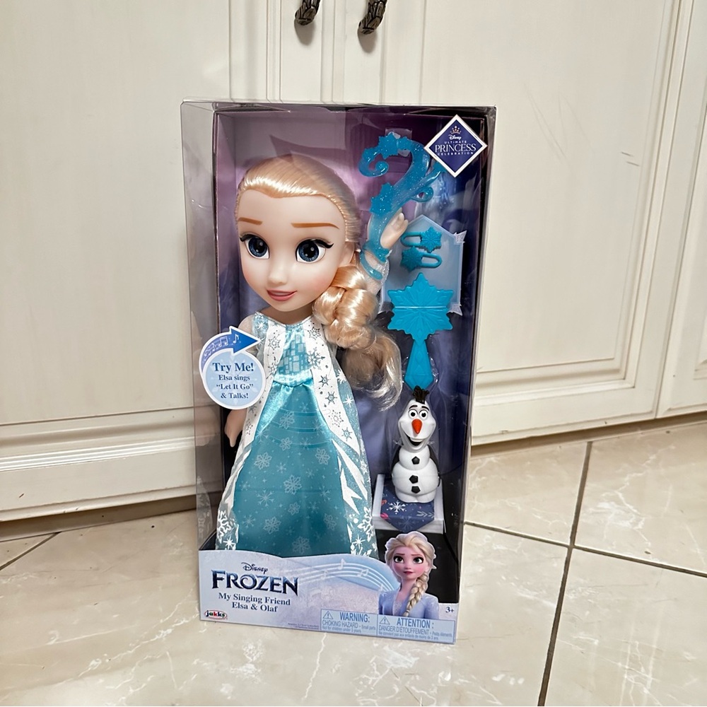 NIB!!! Disney: Frozen My Singing Friend Elsa Doll & Olaf Figure